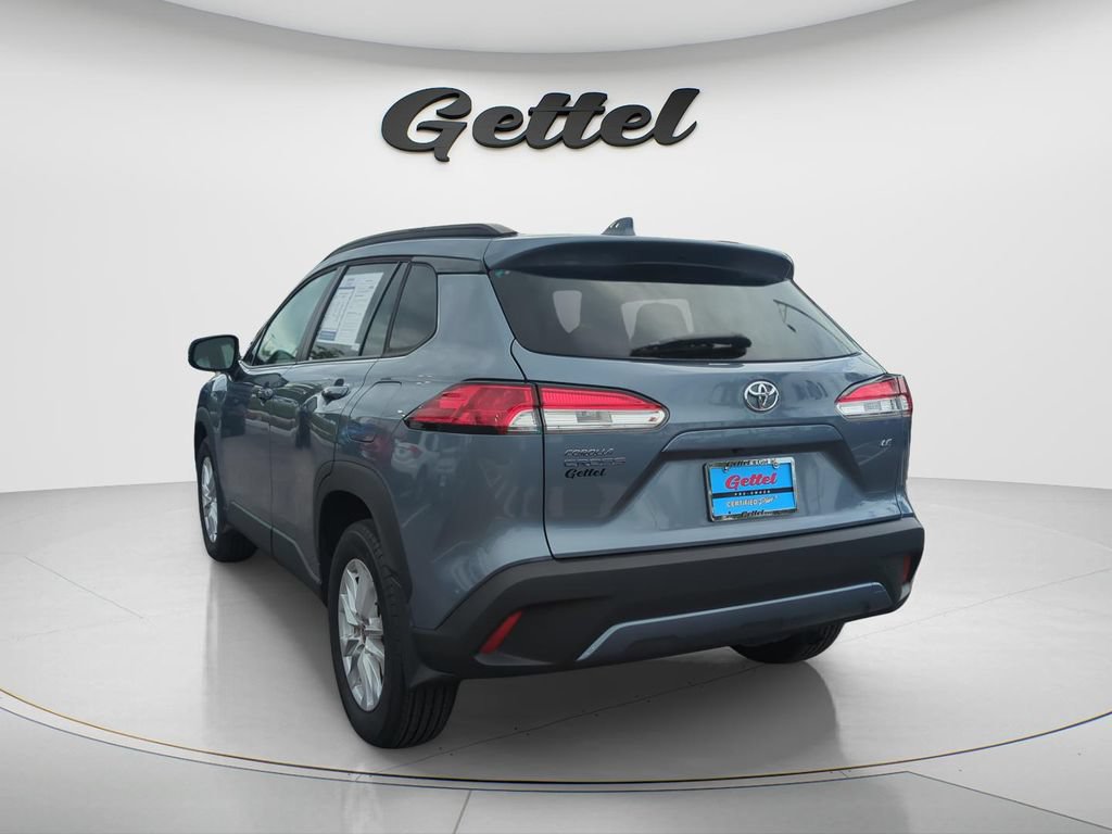 Used 2024 Toyota Corolla Cross LE FWD image 7