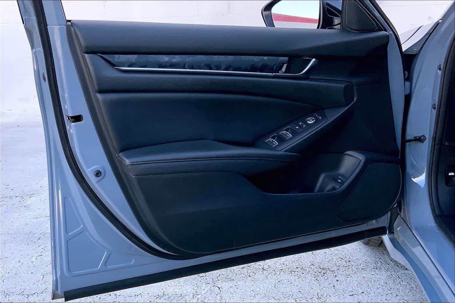 Used 2021 Honda Accord Sport Special Edition image 27