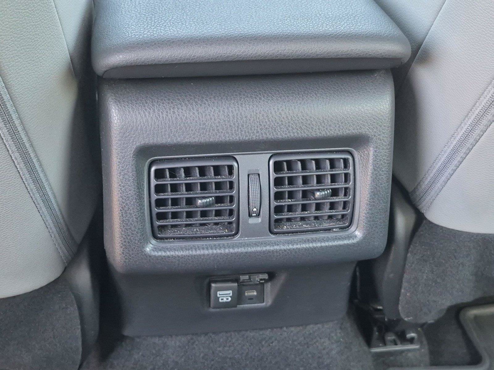 Used 2025 Toyota Camry SE FWD image 12