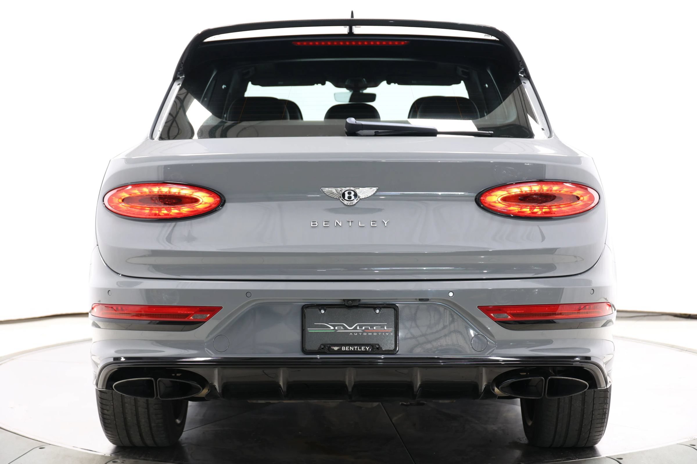 Used 2023 Bentley Bentayga AWD/4WD image 72