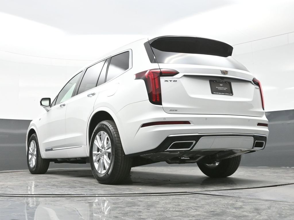 New 2025 Cadillac XT6 Luxury w/ LPO, Floor Liner Package AWD/4WD image 21