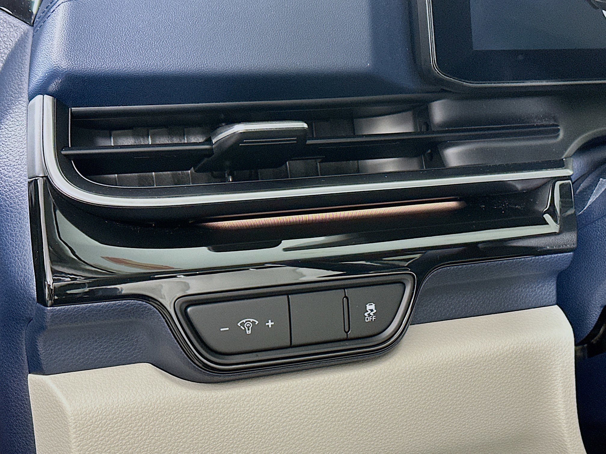 Certified 2026 Kia Carnival SX Prestige FWD image 10