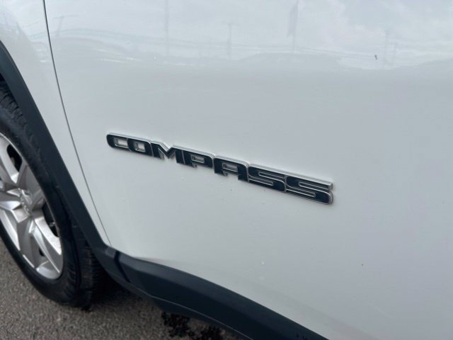 Used 2022 Jeep Compass Latitude FWD image 45
