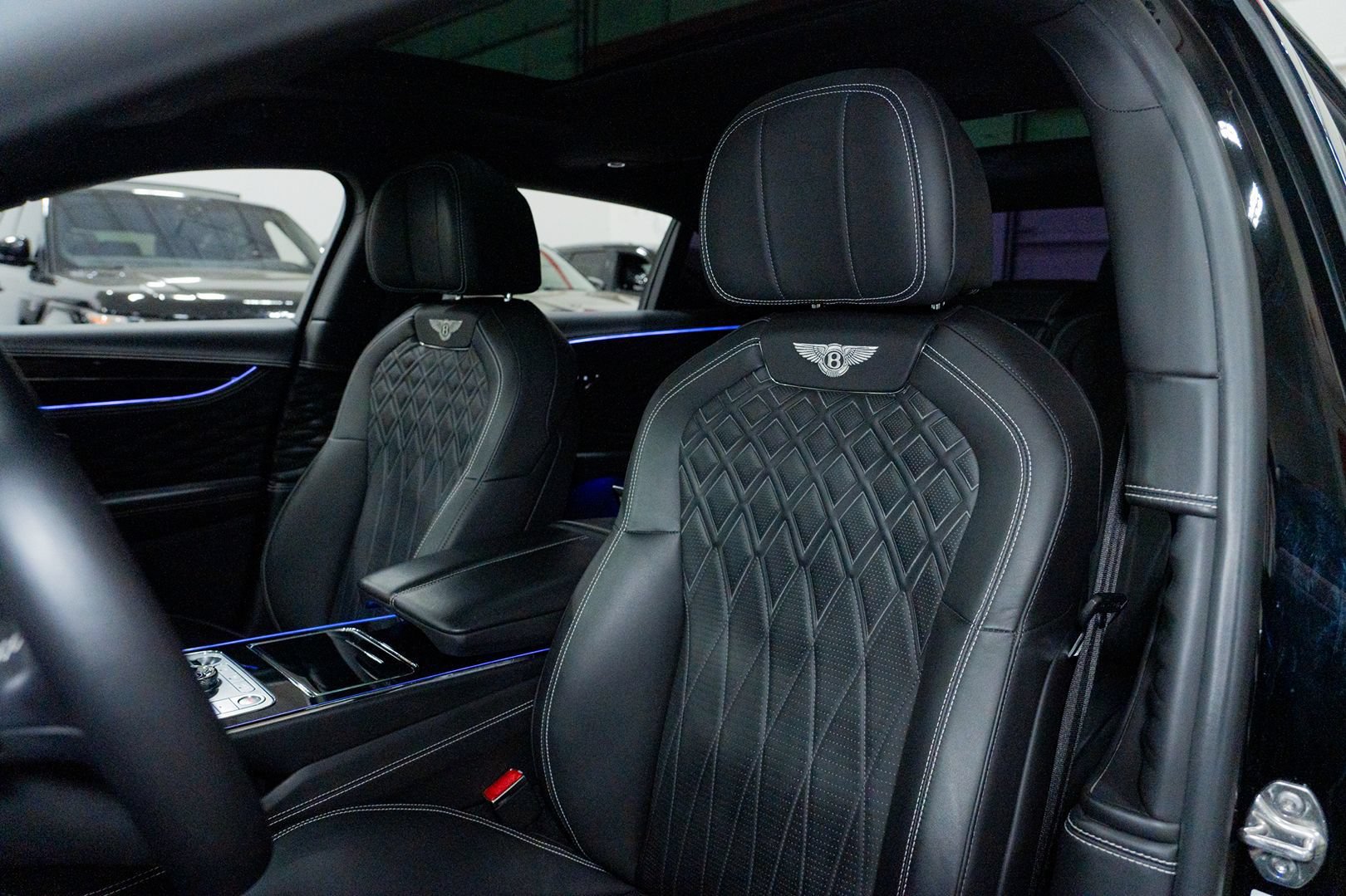 Used 2021 Bentley Flying Spur V8 AWD/4WD image 41