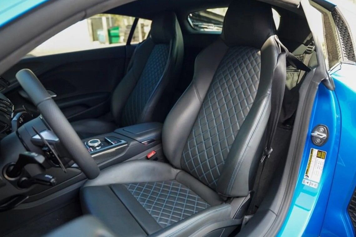 Used 2023 Audi R8 V10 performance image 3