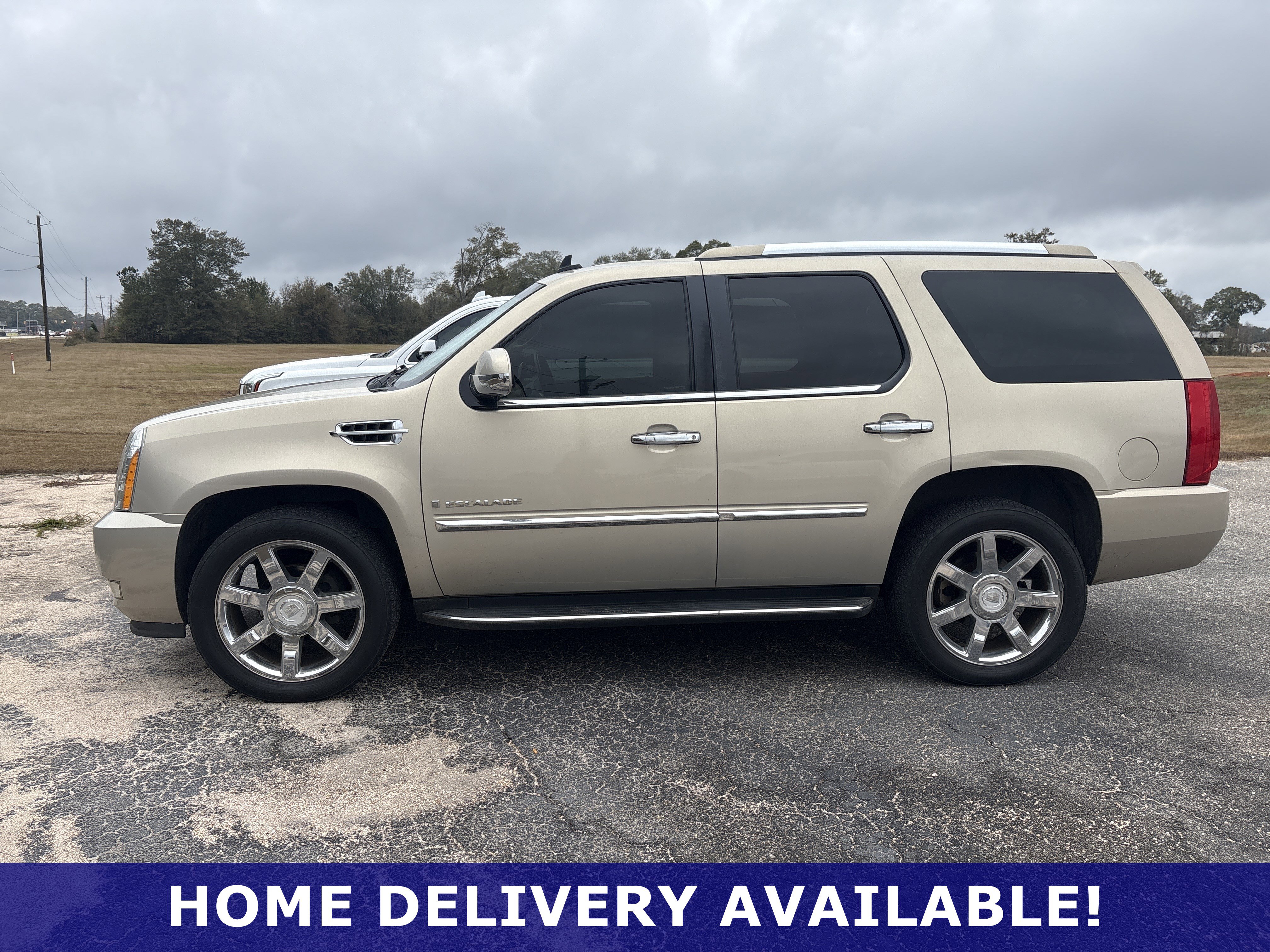 Used 2009 Cadillac Escalade 2WD image 4