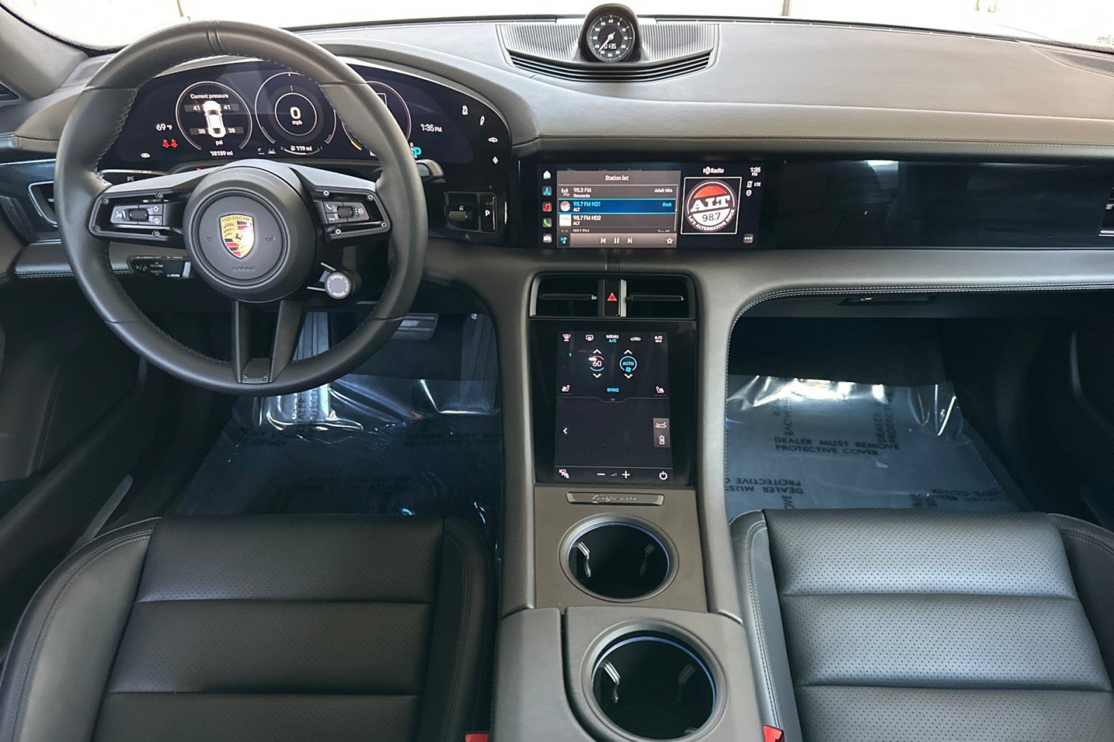 Certified 2022 Porsche Taycan 4S AWD/4WD image 6