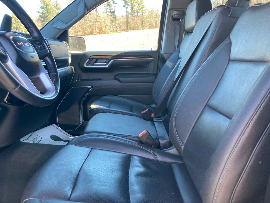 Used 2024 GMC Sierra 1500 SLT AWD/4WD image 39