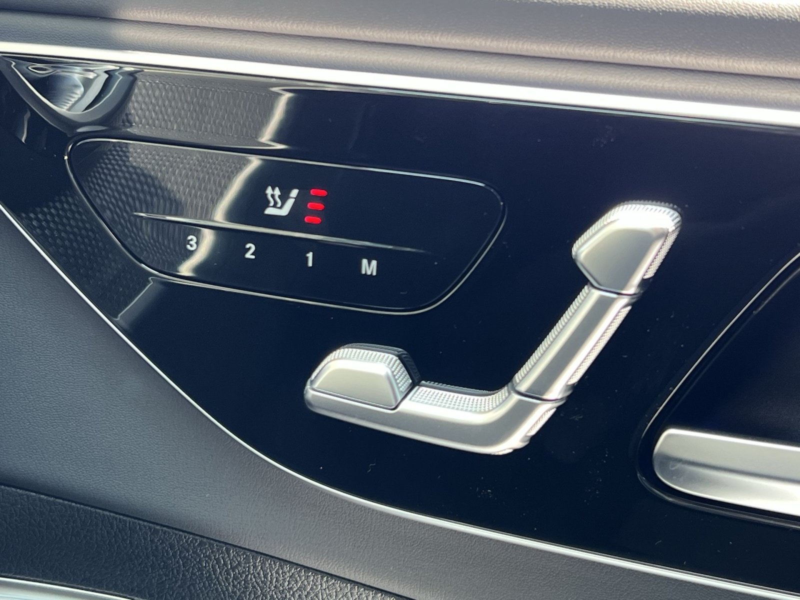 New 2026 Mercedes-Benz C 43 AMG 4MATIC Sedan image 42