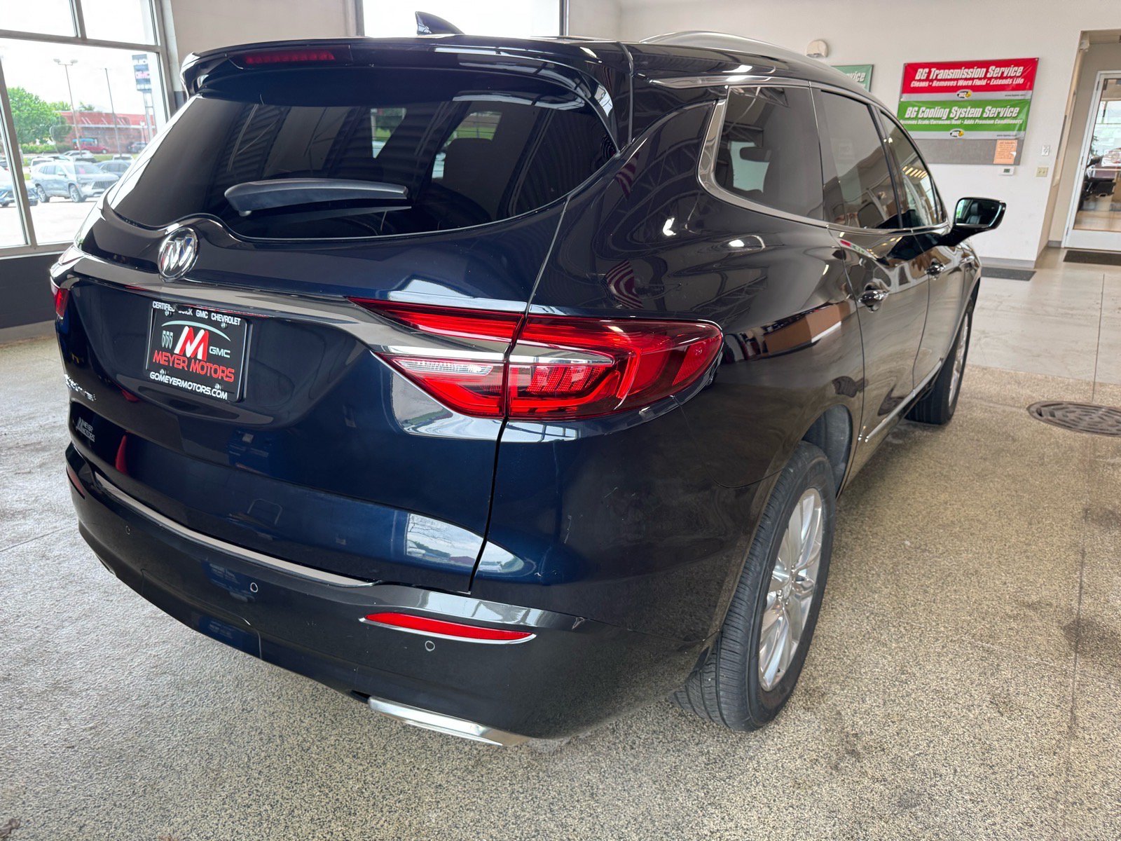 Used 2020 Buick Enclave Premium w/ LPO, Floor Liner Package AWD/4WD image 5