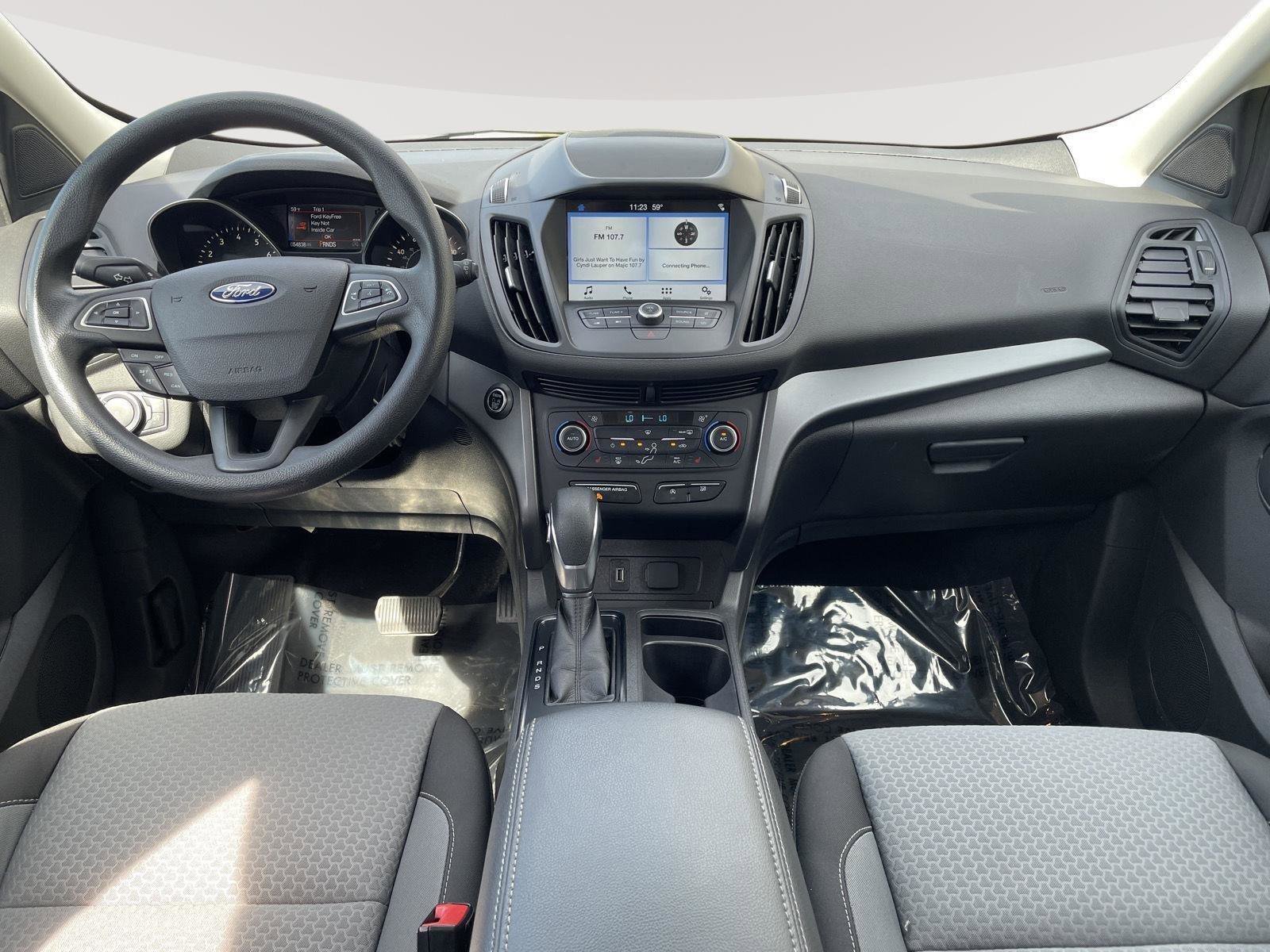 Used 2019 Ford Escape SE image 16