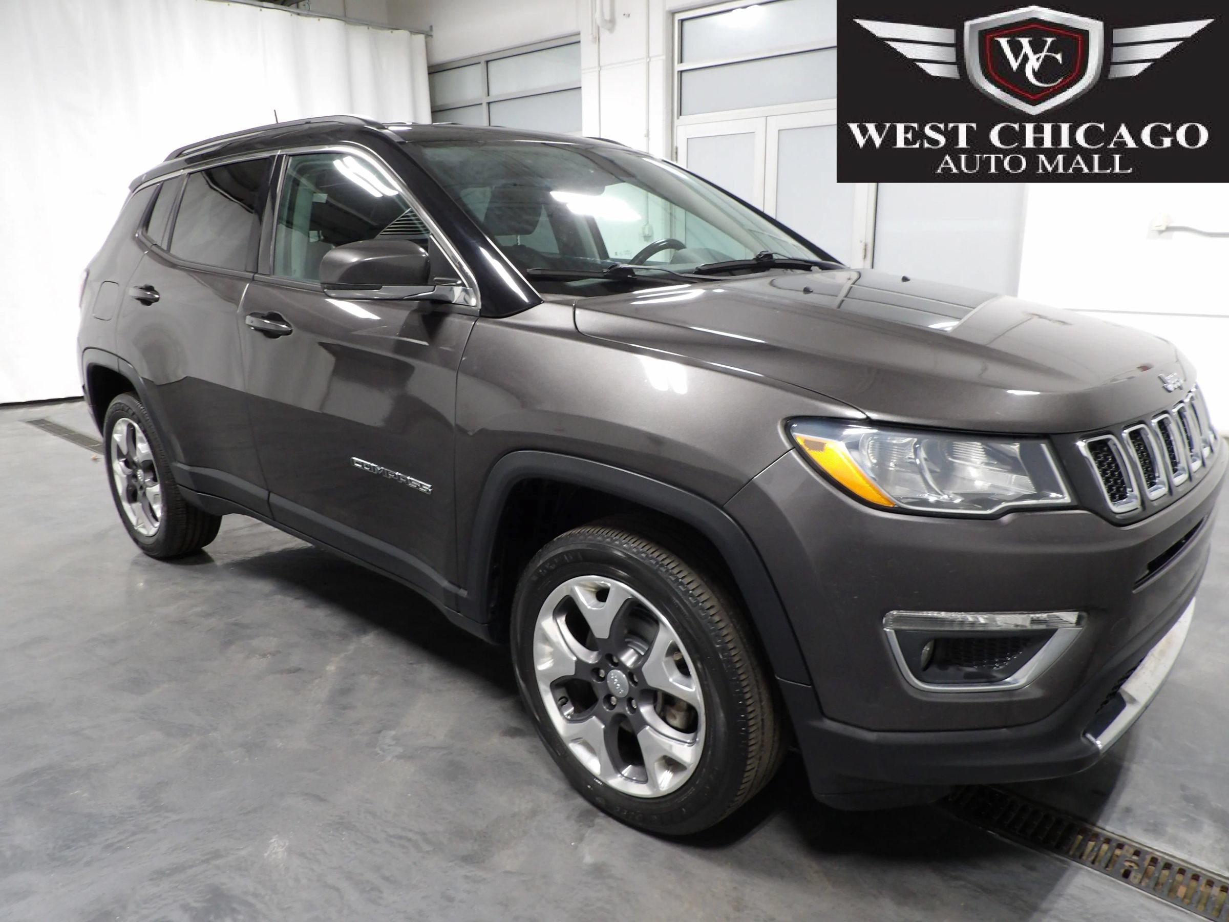 Used 2019 Jeep Compass Limited w/ Safety & Security Group AWD/4WD image 1