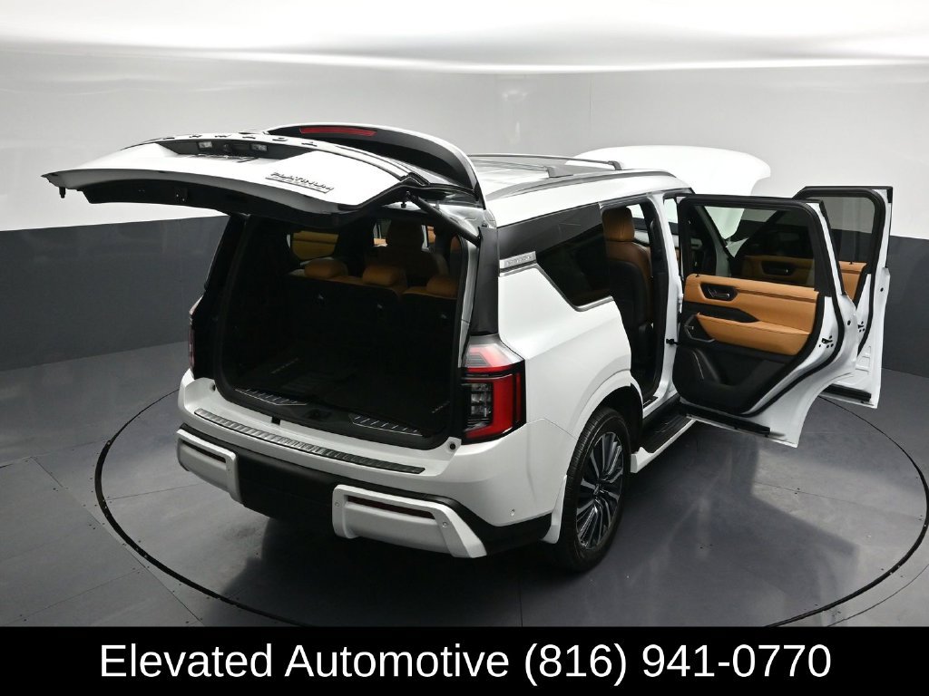 Used 2025 Nissan Armada Platinum Reserve AWD/4WD image 37