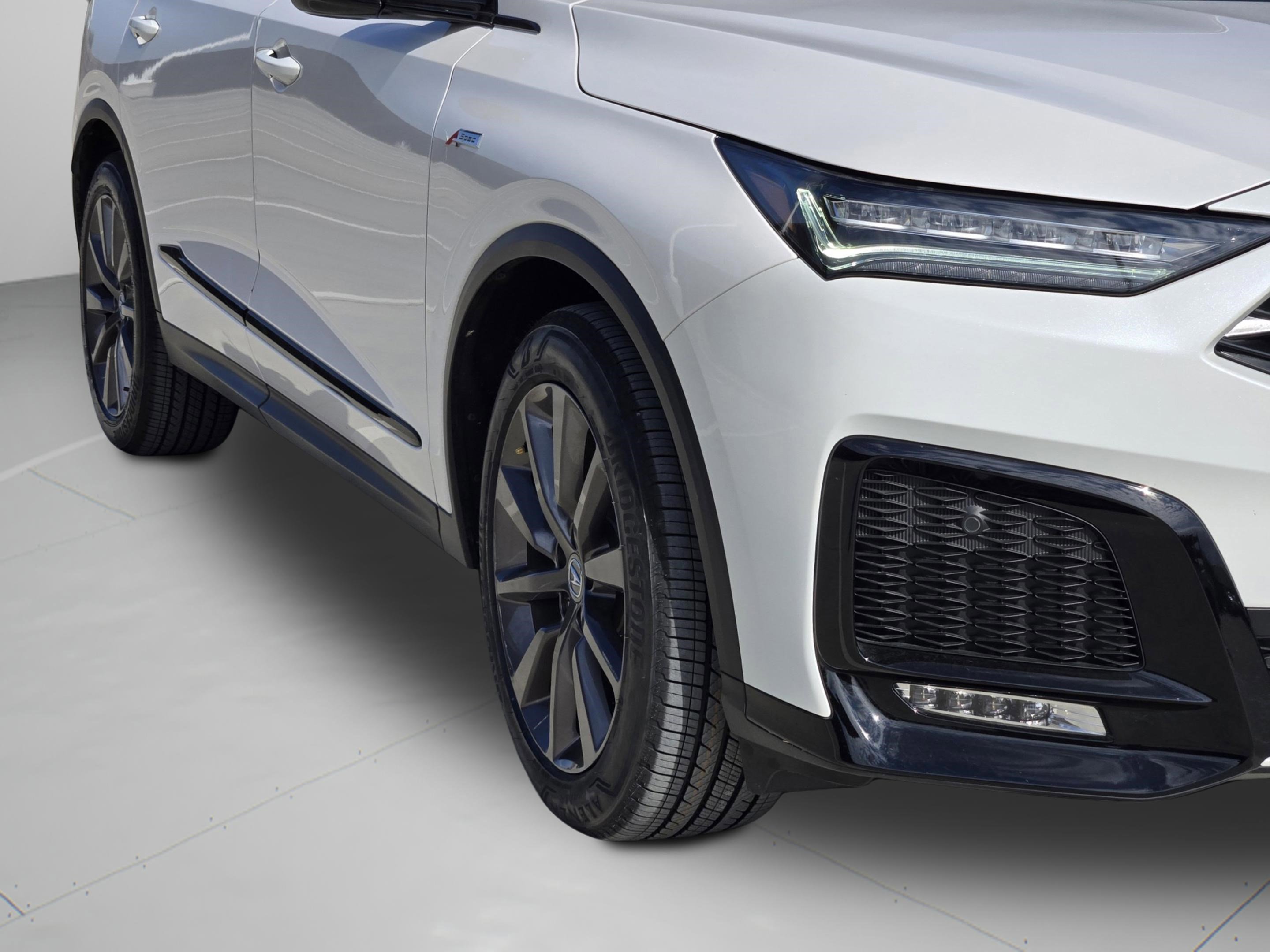 Certified 2026 Acura MDX A-Spec image 33