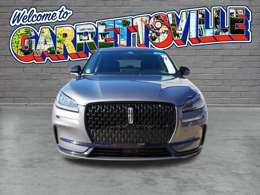 Used 2024 Lincoln Corsair AWD w/ Equipment Group 101A image 3