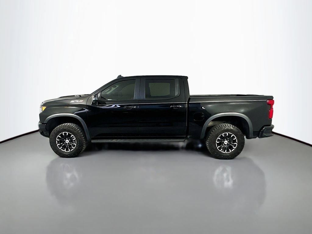 Used 2025 Chevrolet Silverado 1500 ZR2 w/ Technology Package image 4