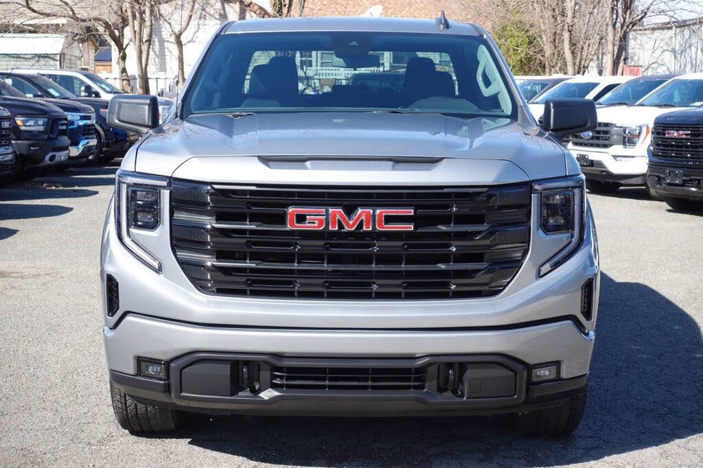 Used 2024 GMC Sierra 1500 Elevation AWD/4WD image 6
