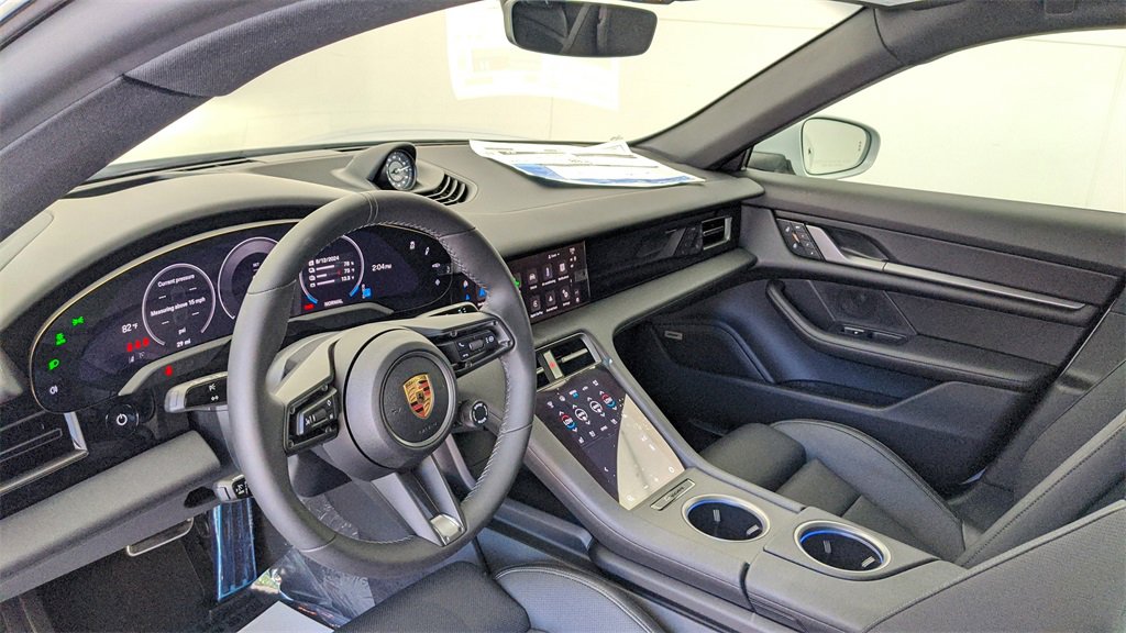 Certified 2025 Porsche Taycan 4S image 33