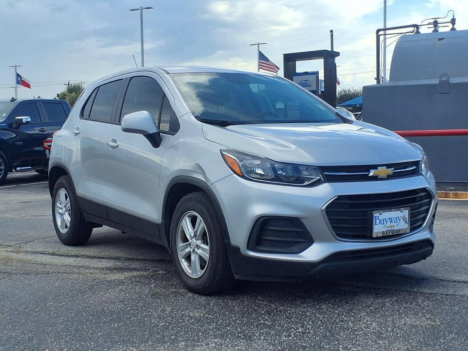 Used 2022 Chevrolet Trax LS w/ Tint and Cruise Package FWD image 20