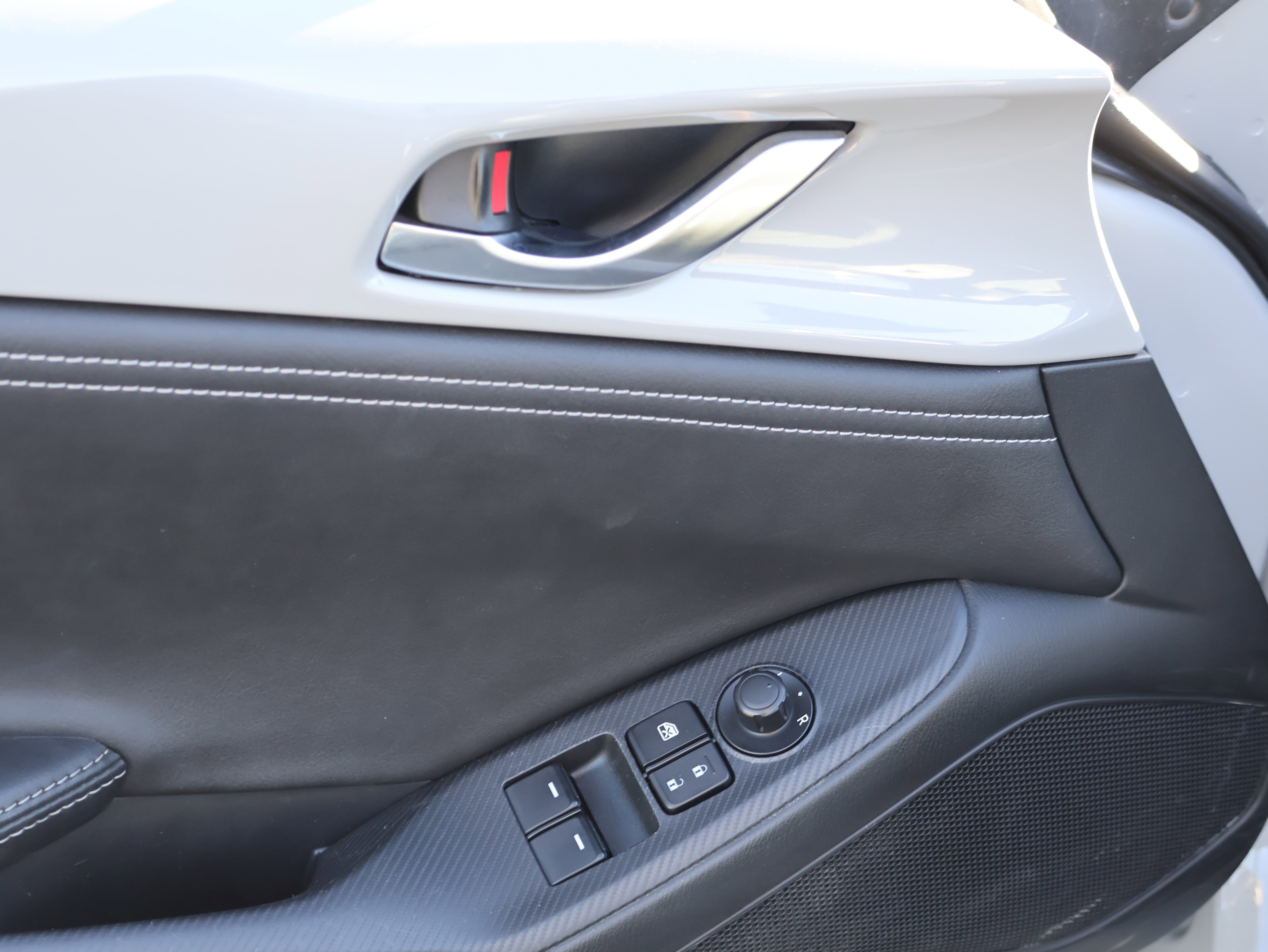 Used 2024 MAZDA MX-5 Miata RF Grand Touring image 25