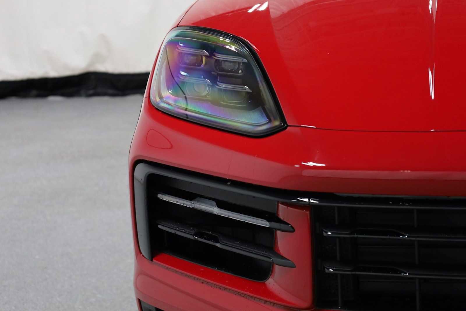 New 2025 Porsche Cayenne Coupe image 15