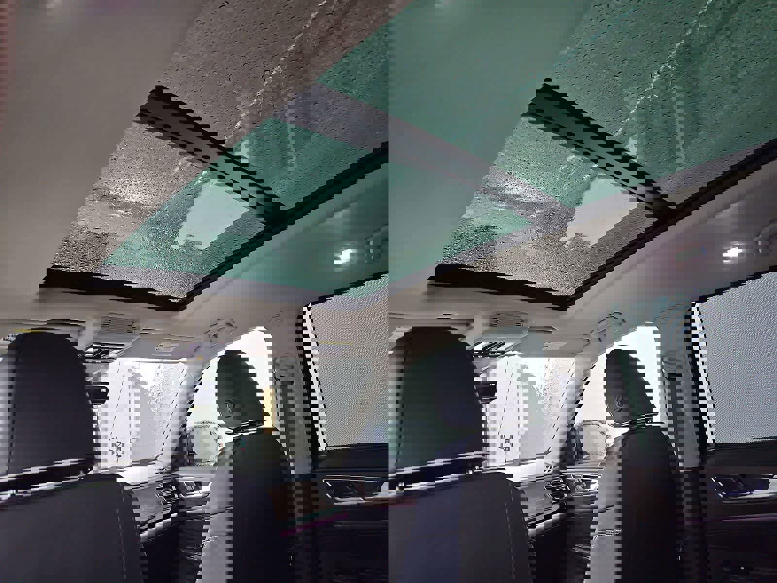 New 2026 Volkswagen Atlas SEL Premium R-Line image 22