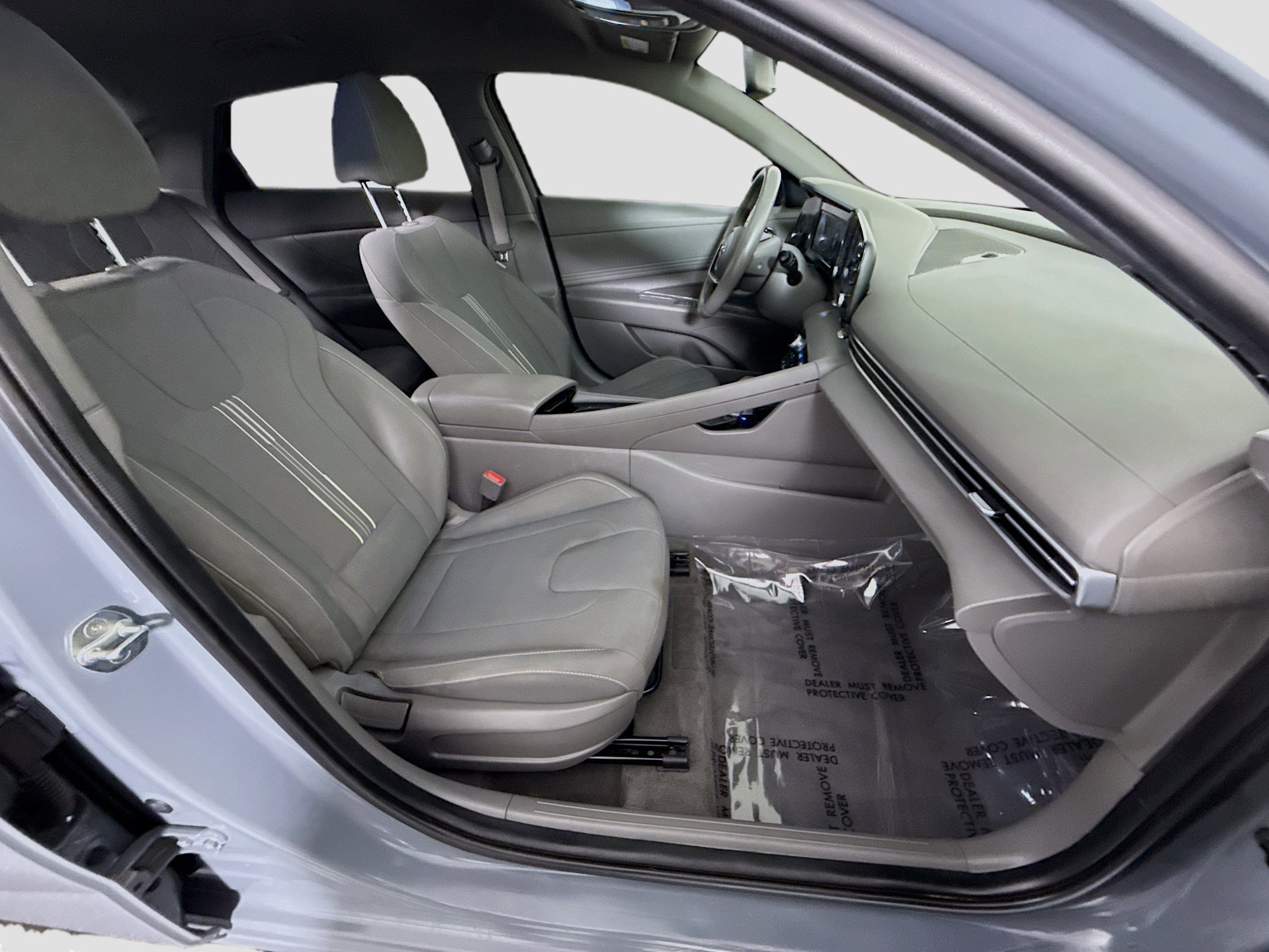Used 2022 Hyundai Elantra SEL w/ Convenience Package FWD image 29