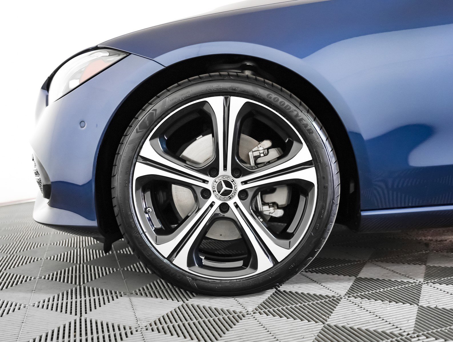 Certified 2024 Mercedes-Benz C 300 Sedan image 6