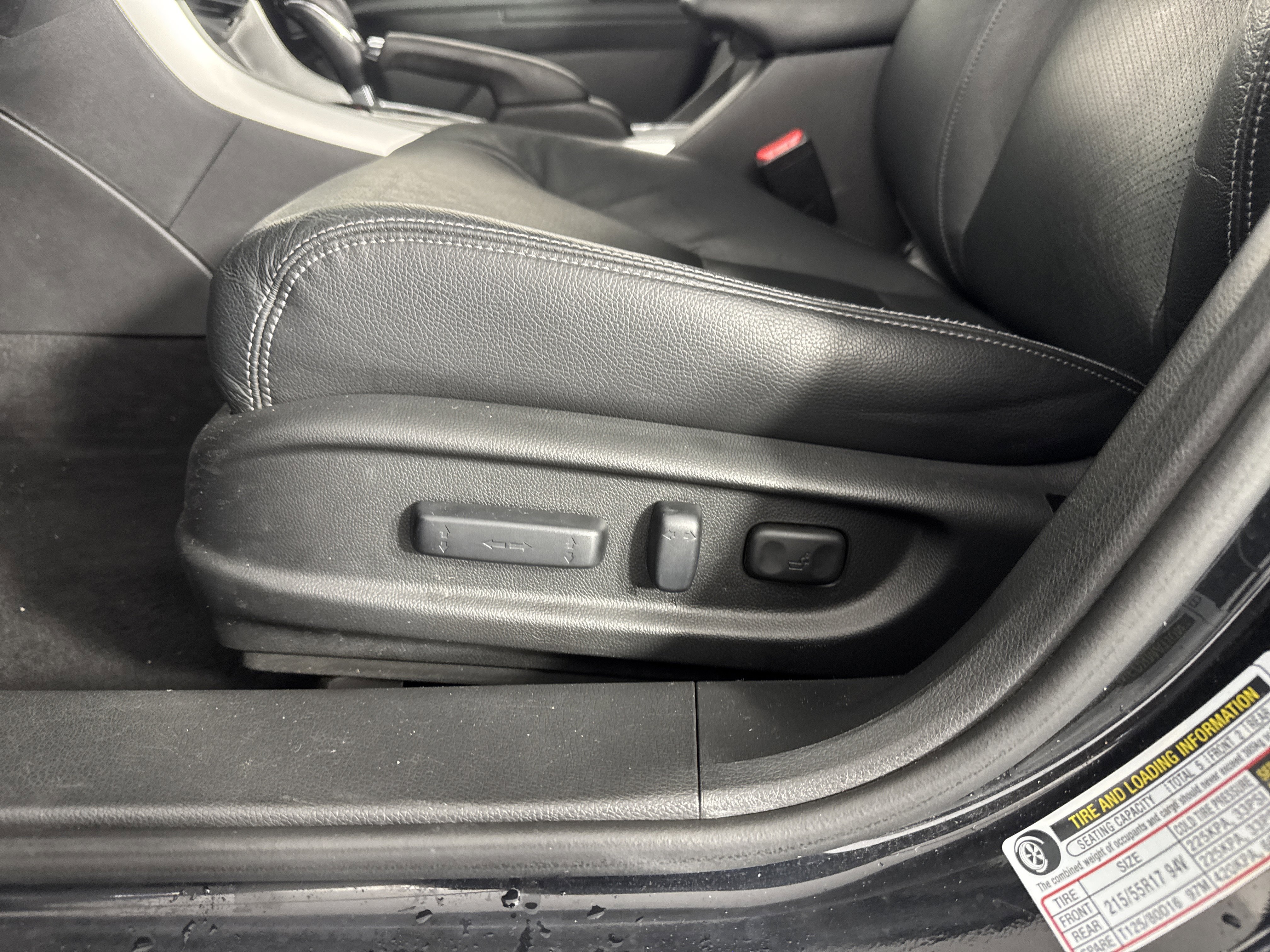 Used 2015 Honda Accord EX-L image 25