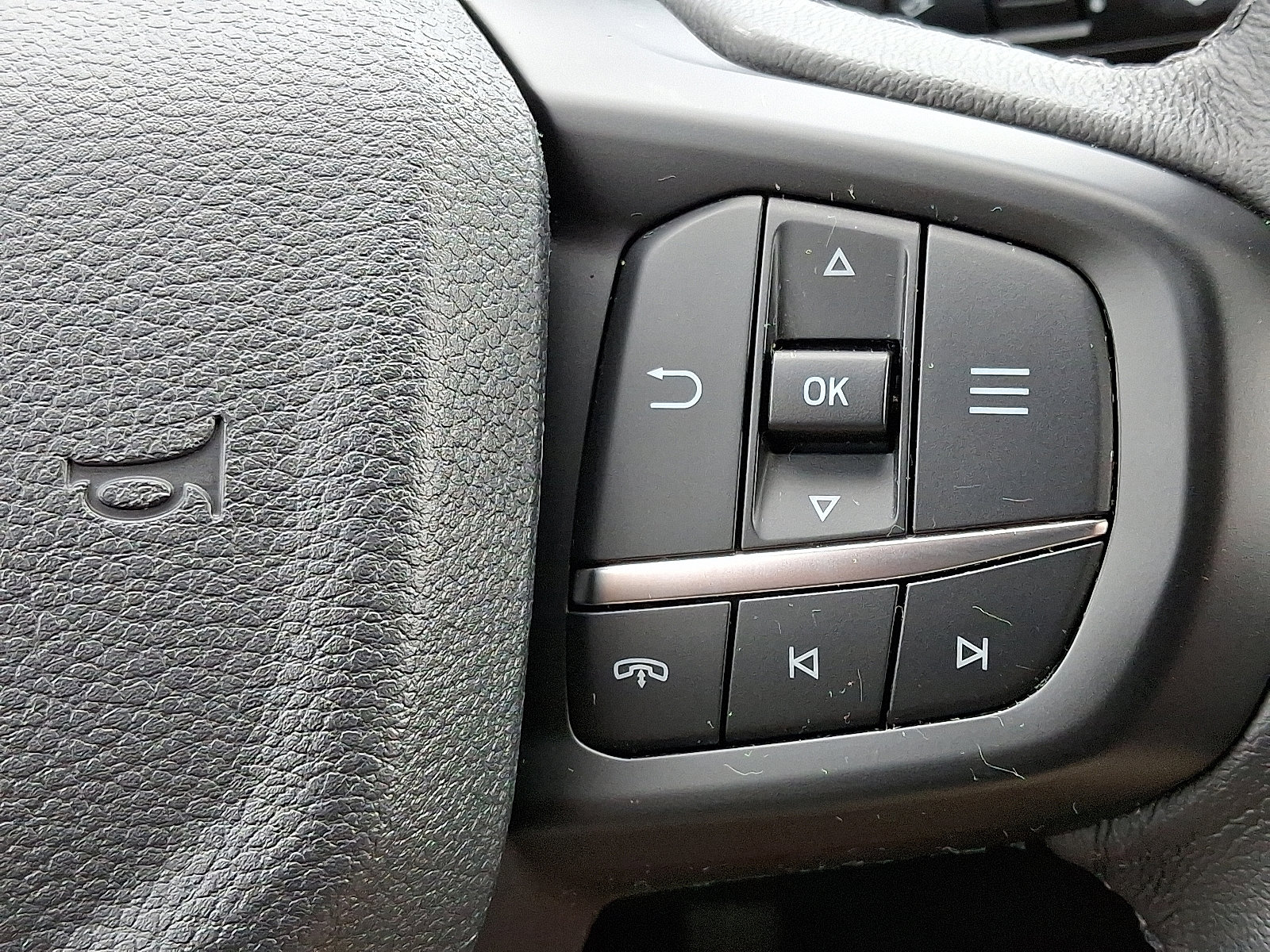 Certified 2024 Ford Ranger Lariat w/ Advanced Towing Package image 22