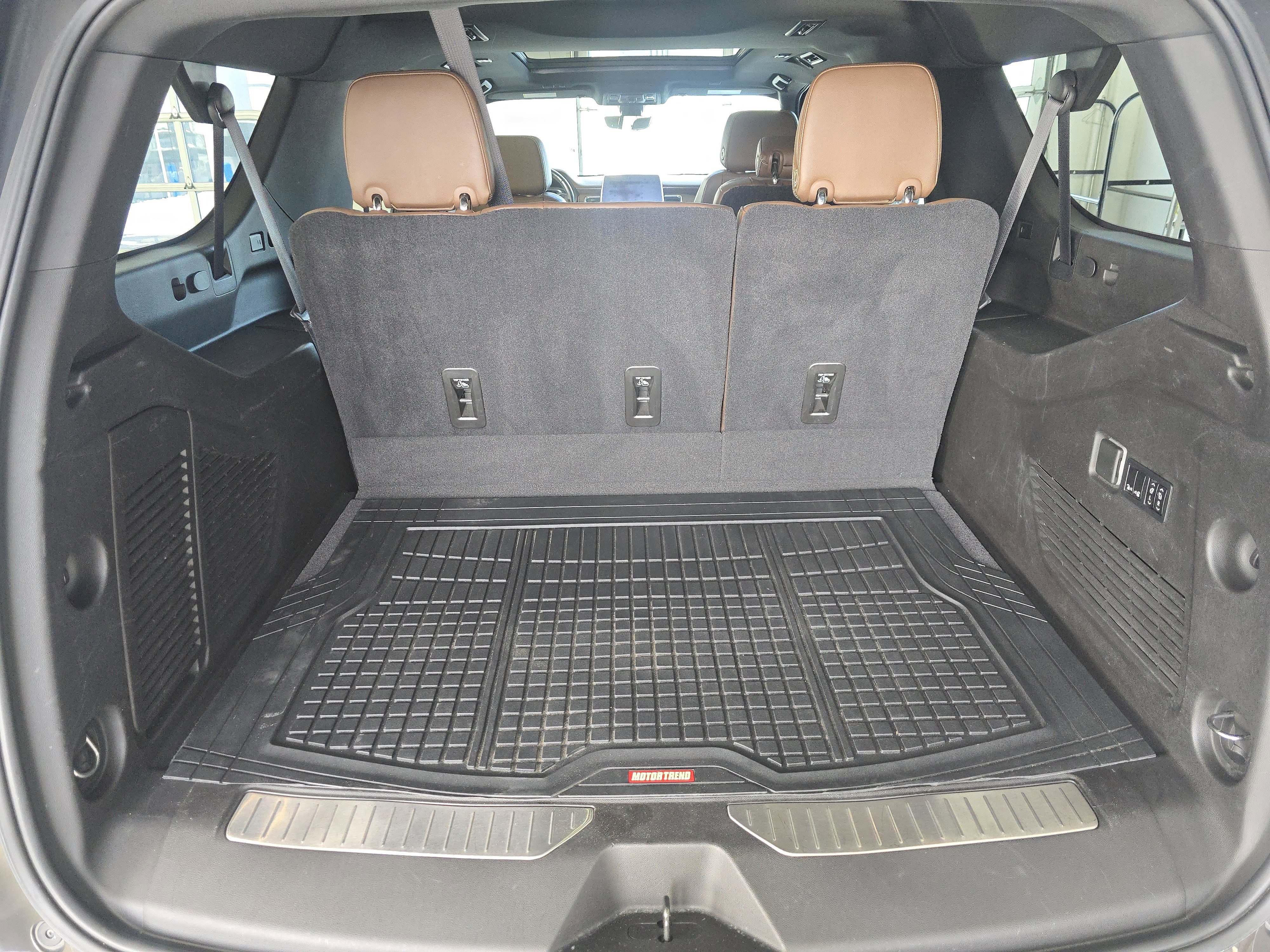 Used 2021 Chevrolet Suburban High Country image 19