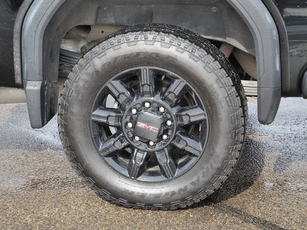 Used 2025 GMC Sierra 2500 AT4 w/ AT4 Premium Plus Package image 12