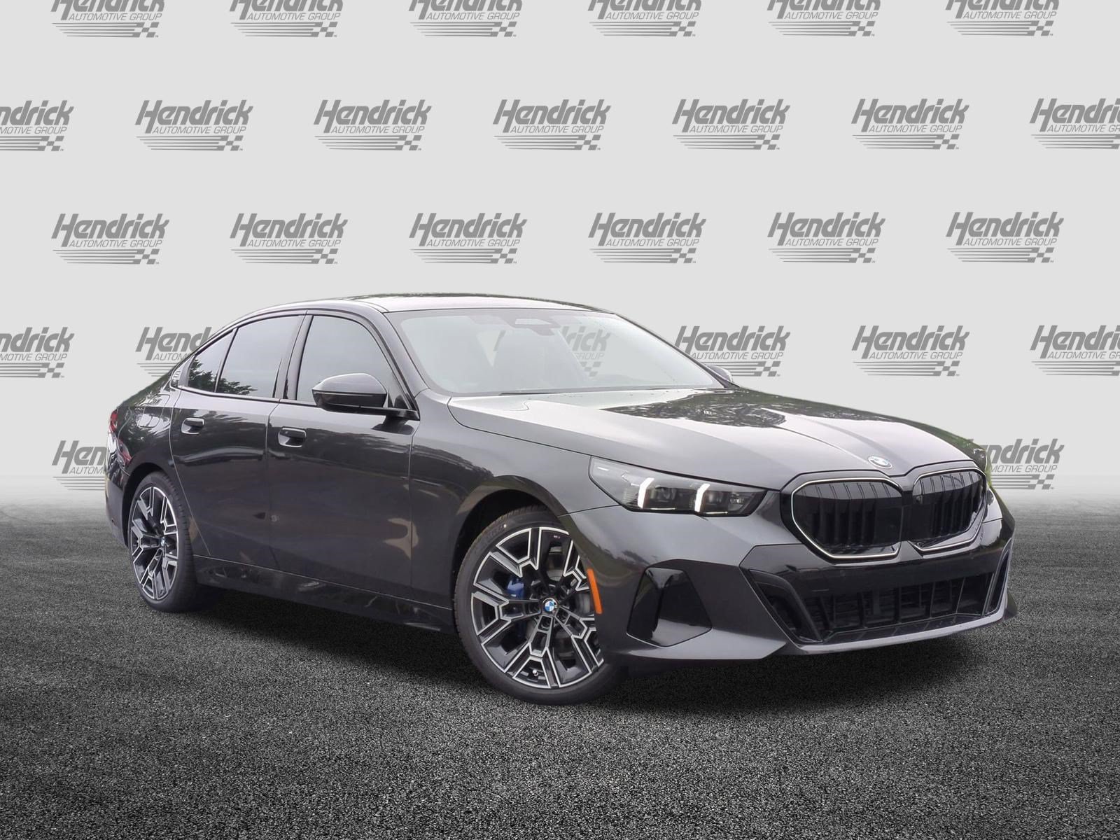 New 2027 BMW 530i RWD image 2