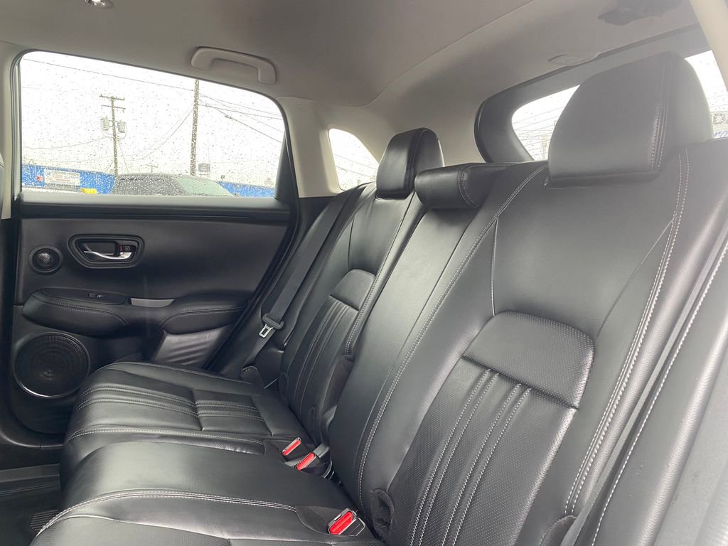 Used 2024 Honda HR-V EX-L image 16