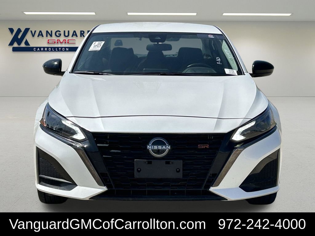 Used 2024 Nissan Altima 2.5 SR image 3