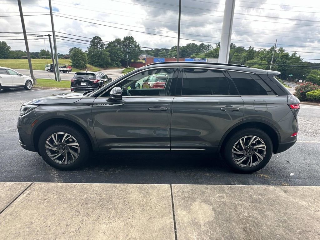 New 2025 Lincoln Corsair FWD w/ Equipment Group 101A image 5