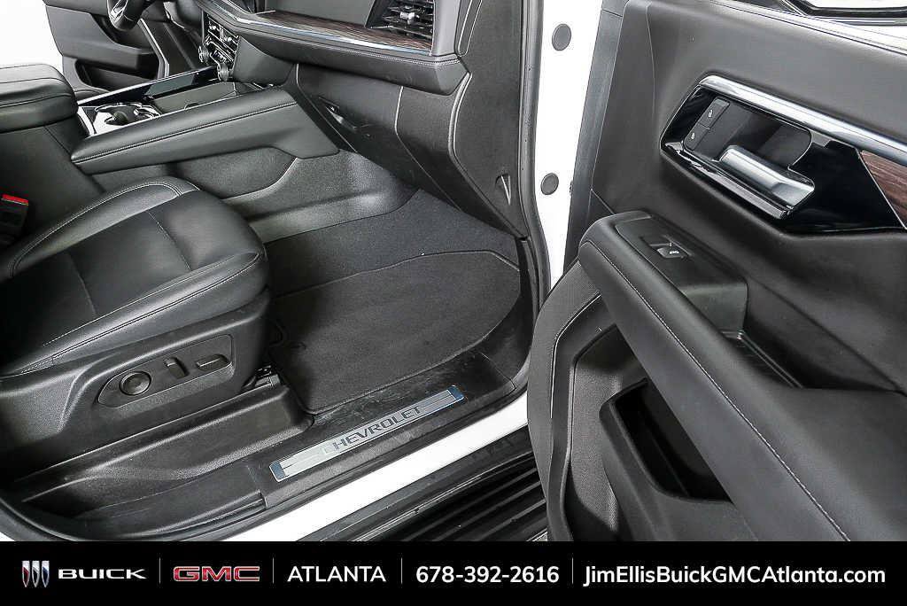 Certified 2025 Chevrolet Tahoe LT AWD/4WD image 24