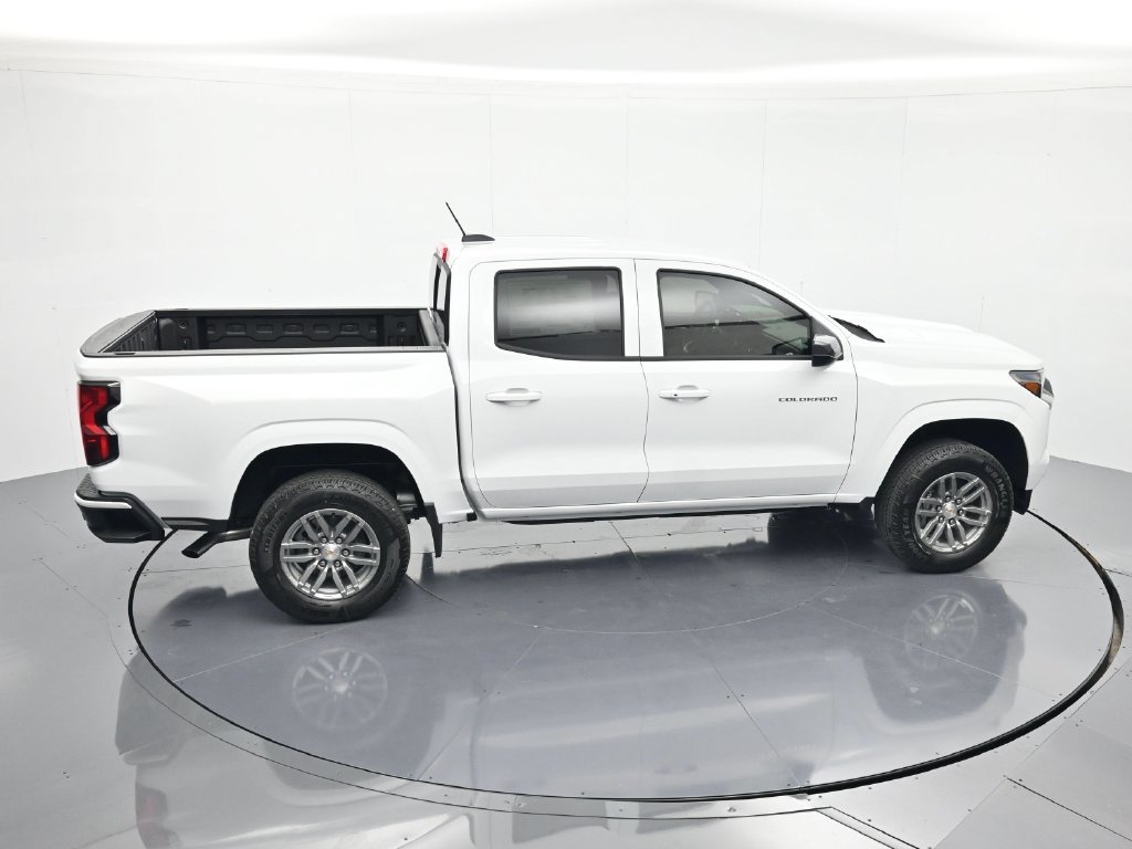Used 2026 Chevrolet Colorado LT RWD image 31