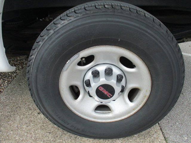 Used 2023 GMC Savana 2500 Work Van w/ Driver Convenience Package image 25