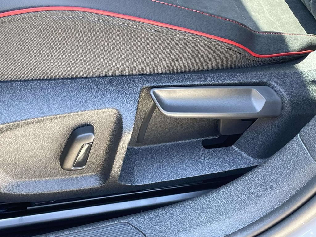 New 2026 Volkswagen GTI SE FWD image 16