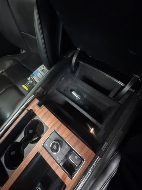 Used 2018 Lincoln Navigator L Select AWD/4WD image 25