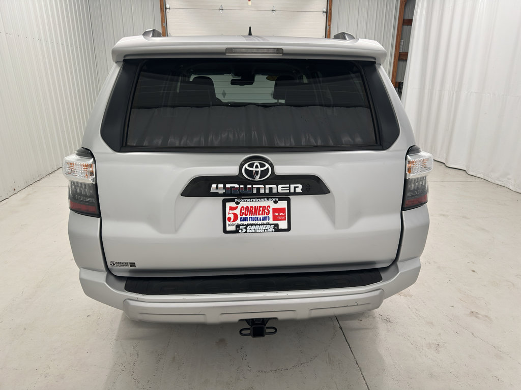 Used 2024 Toyota 4Runner TRD Off-Road Premium image 10