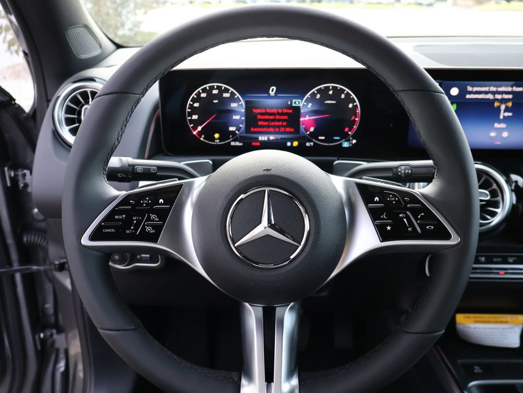 New 2026 Mercedes-Benz GLB 250 4MATIC image 32