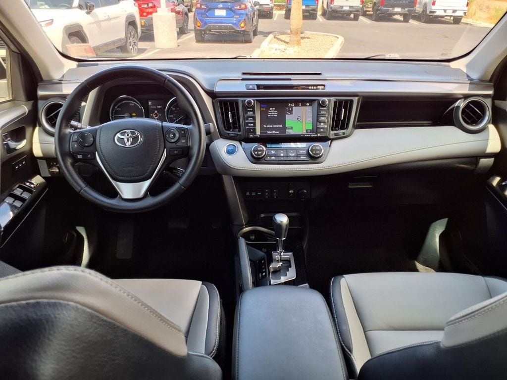 Used 2017 Toyota RAV4 Limited AWD/4WD image 2