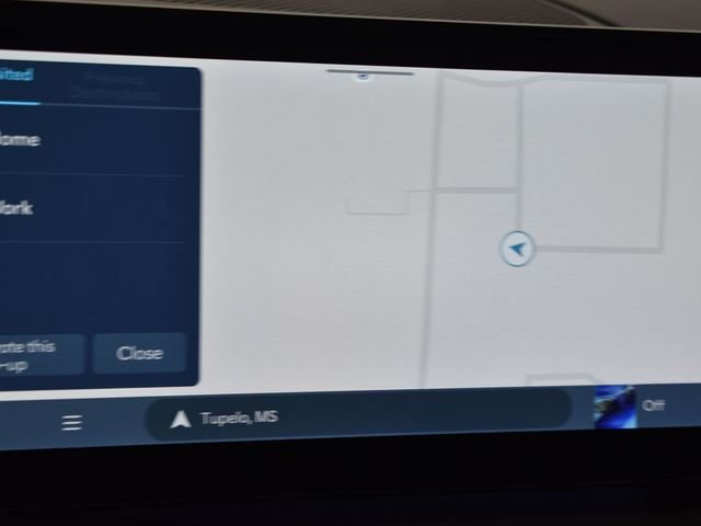 Used 2025 Hyundai Santa Fe Limited FWD image 15