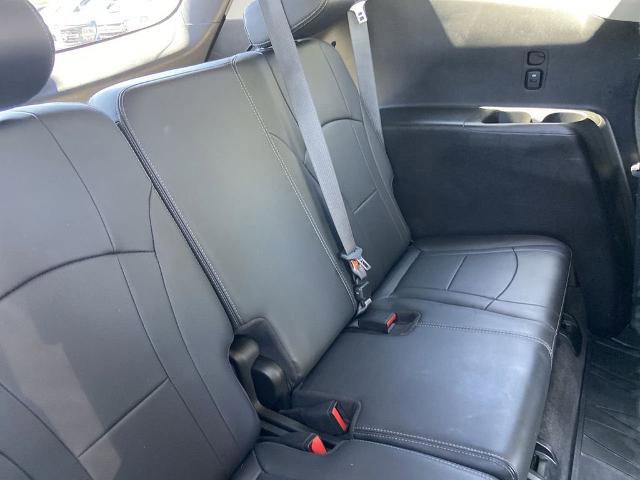 Used 2020 Buick Enclave Avenir w/ Avenir Technology Package AWD/4WD image 24