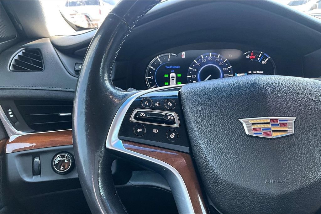 Used 2019 Cadillac Escalade Luxury AWD/4WD image 20
