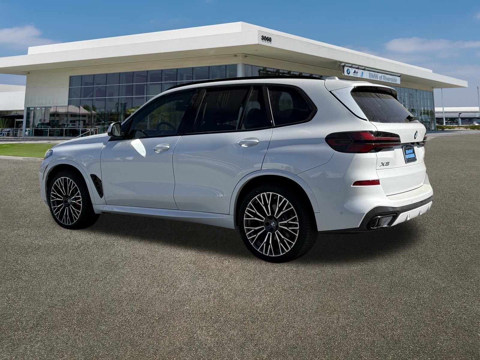 New 2026 BMW X5 xDrive40i w/ Executive Package AWD/4WD image 8