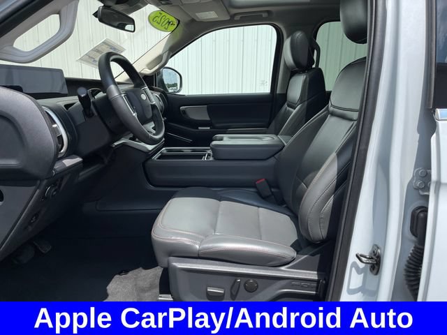 Used 2025 Ford Expedition Active AWD/4WD image 9
