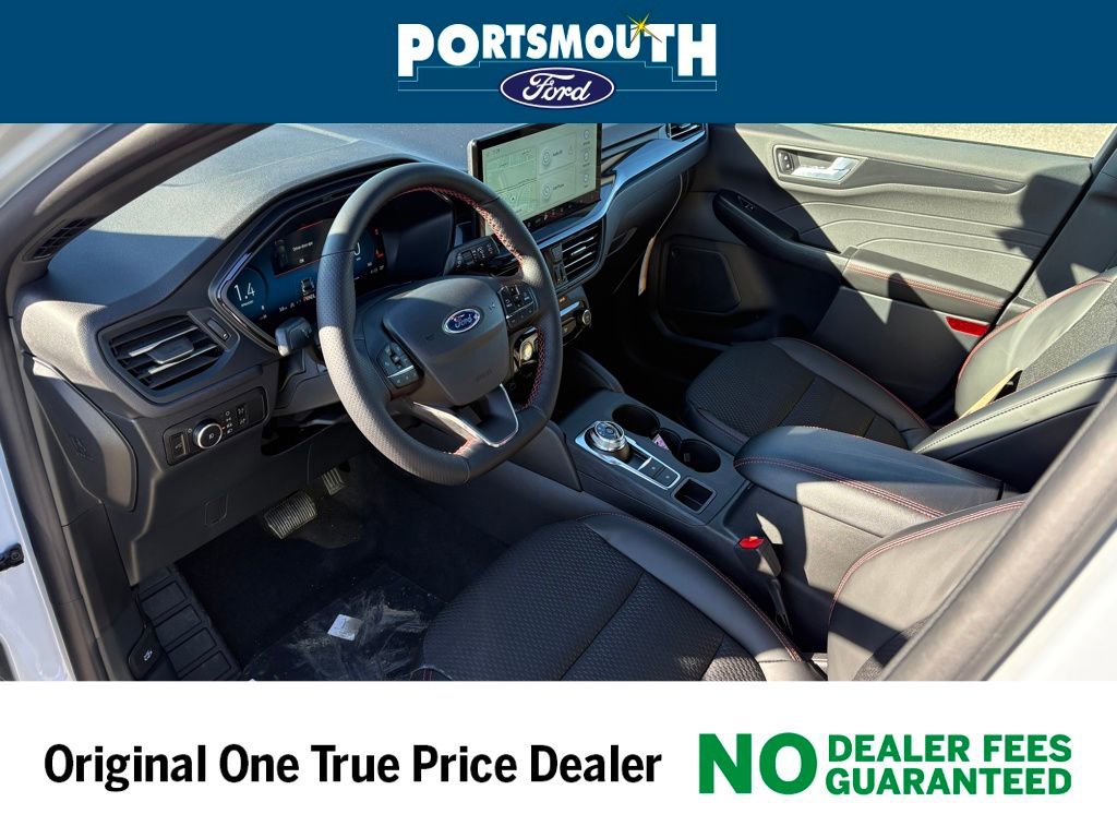 New 2026 Ford Escape ST-Line Elite w/ Equipment Group 501A image 3